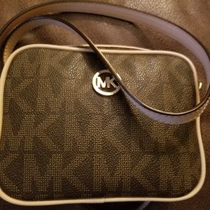 Mini Michael Kors crossbody